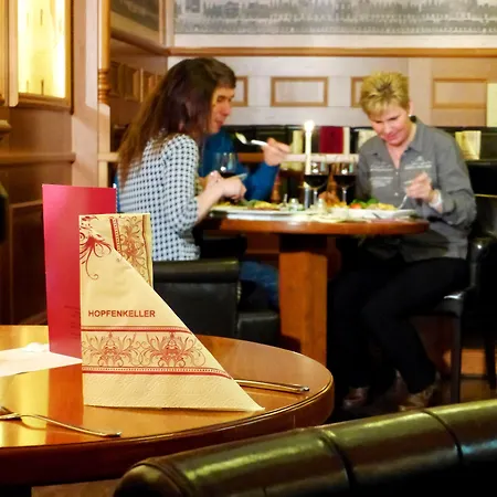 Garni Am Hopfenmarkt 3*