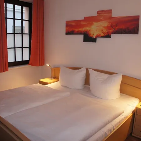 Garni Am Hopfenmarkt 3*